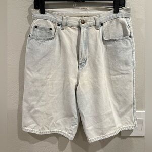 Vintage 90’s Bugle Boy Light Wash Denim Skater Shorts Men’s Size 30